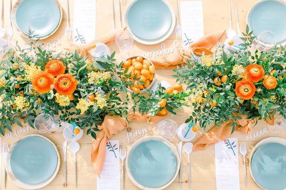 luxury wedding table decoration for vibrate spring weddings
